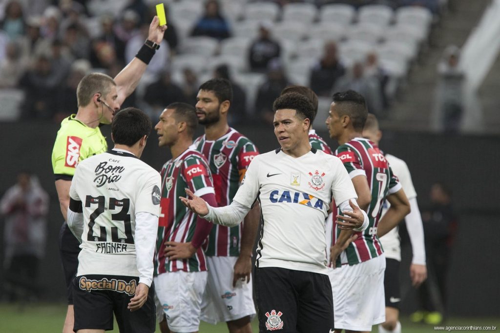 Corinthians 0 x 1 Fluminense - Brasileirão 2016