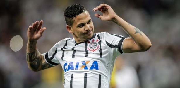 Corinthians tenta lucrar com atacante e pode fazer negócio com o Cruzeiro