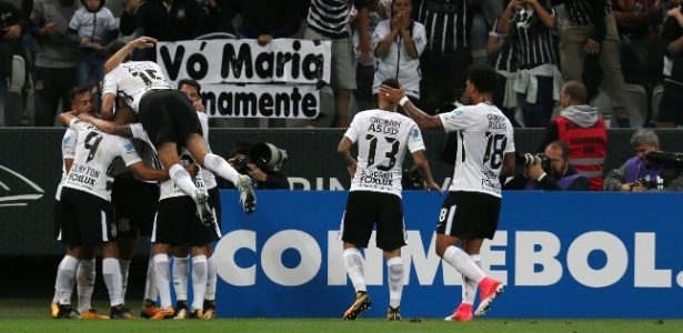 Corinthians avançou na Sul-Americana mesmo sem alguns titulares