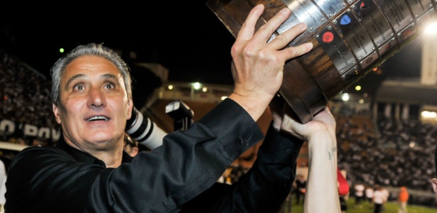 Tite na comemoração da Libertadores; título há 5 anos mudou percepção sobre o técnico