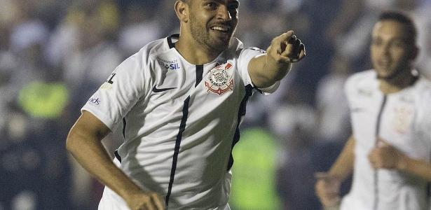 Clayton marcou apenas dois gols com a camisa do Corinthians, ambos contra o Vasco