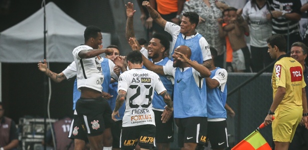 Corinthians tem quase 80% de chances de título, segundo o site Chance de Gol