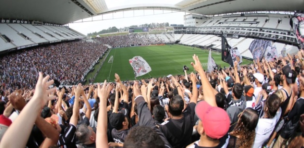 Arena Corinthians foi palco de treino com 32 mil torcedores no local