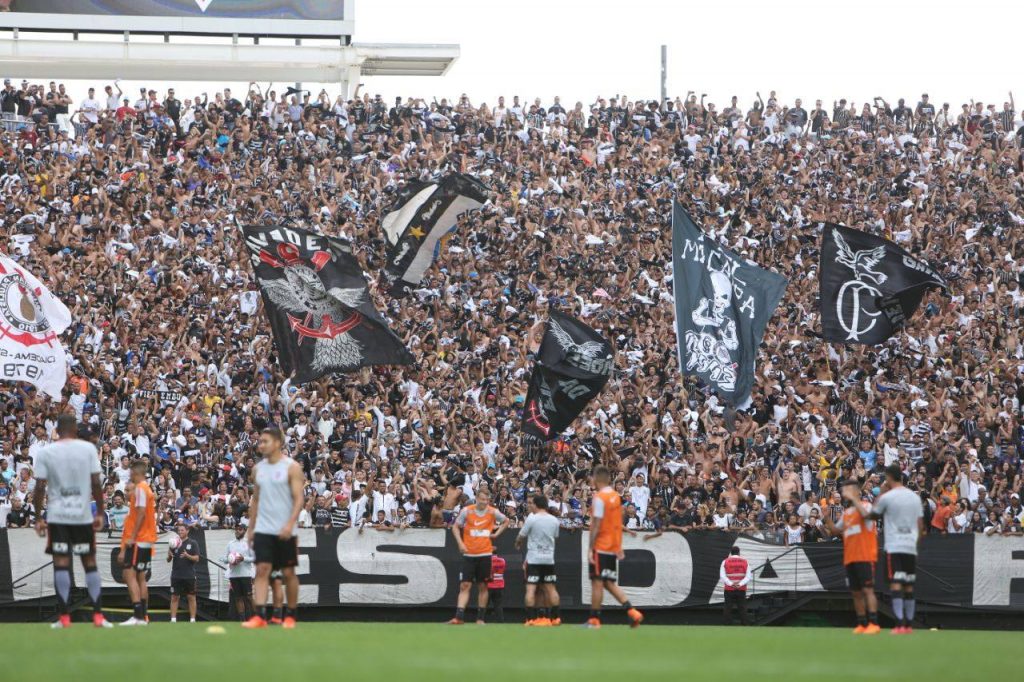 Torcida - Treino Arena Corinthians