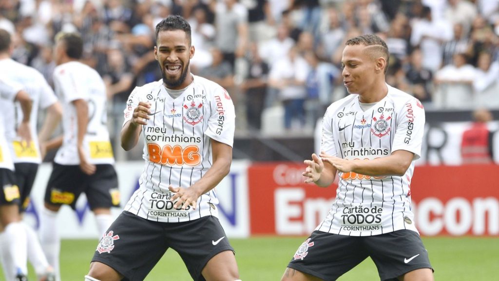 Everaldo - Janderson - Corinthians x Santos