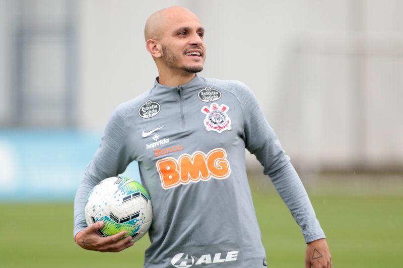 Fabio Santos - Treino do Corinthians