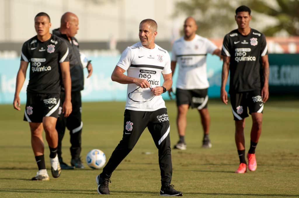 Sylvinho - Treinador do Corinthians