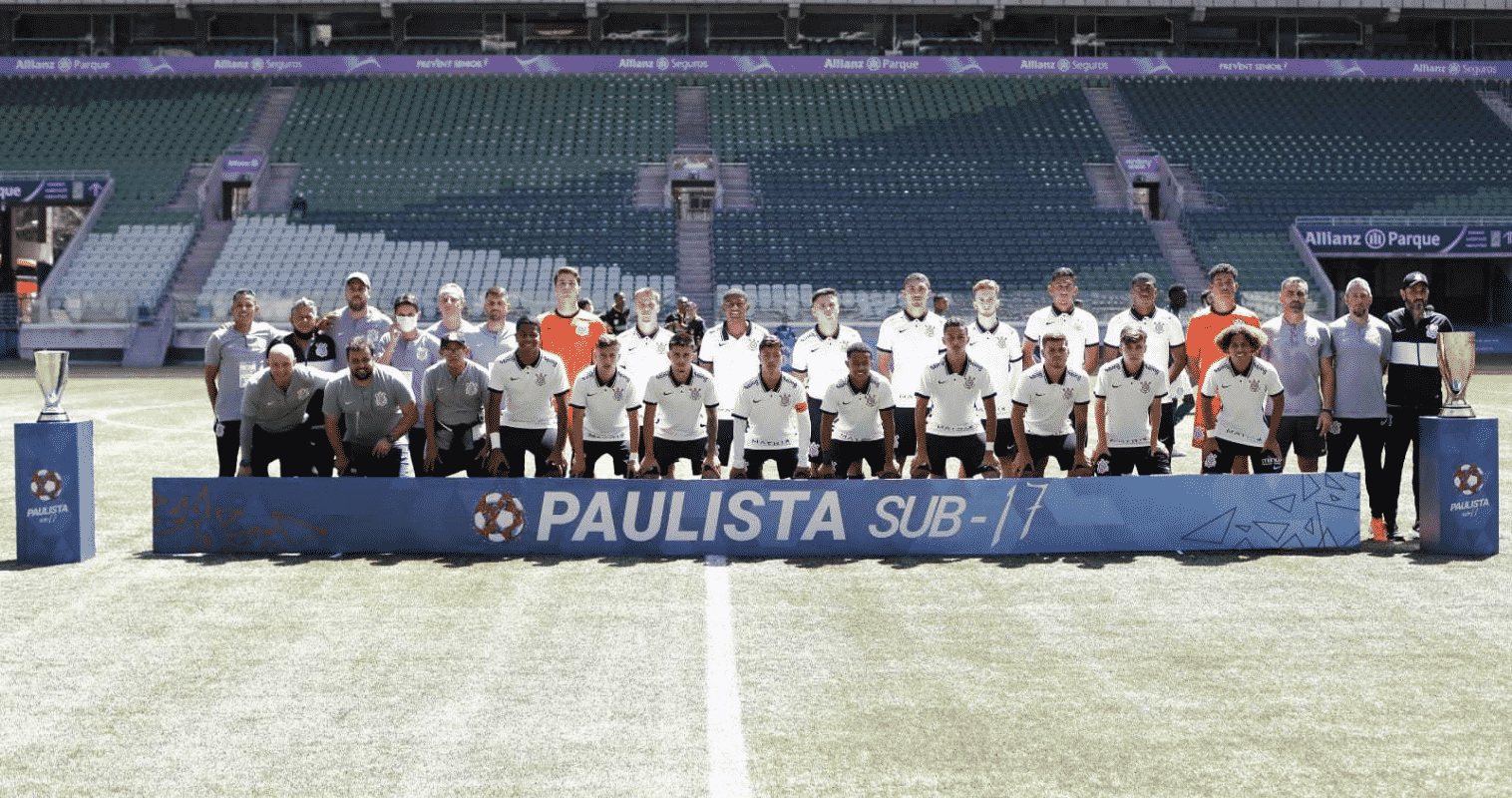 São Paulo vence Corinthians em Itaquera e fatura o tetracampeonato do  Paulistão Feminino Sub-17 - Lance!
